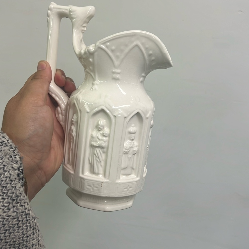 VINTAGE SMALL PITCHER